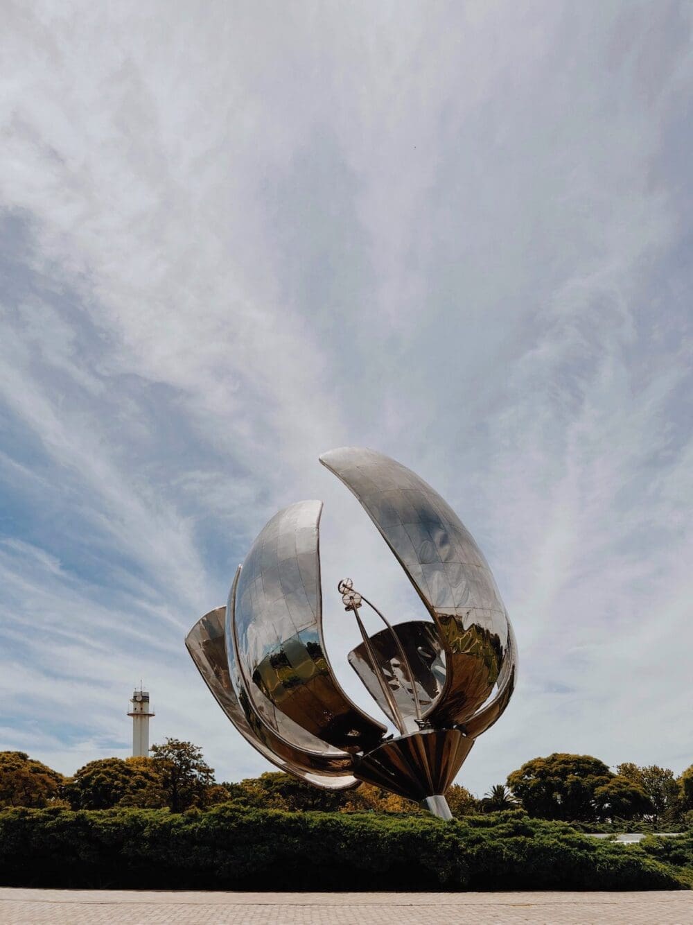 Floralis Genérica | 5 Amazing Things to Know about the Giant Steel Flower in Buenos Aires 3 floralis generica | buenos aires argentina
