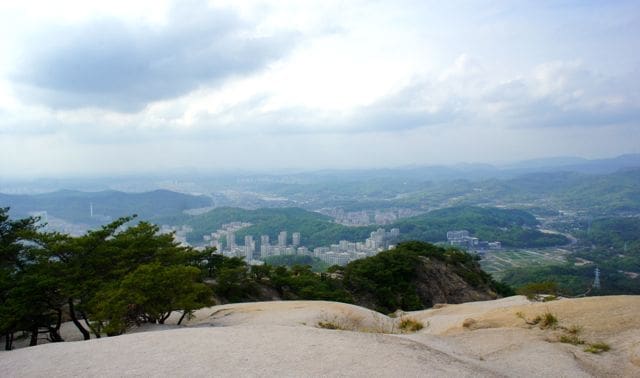 hiking in seoul | hyangnobong peak