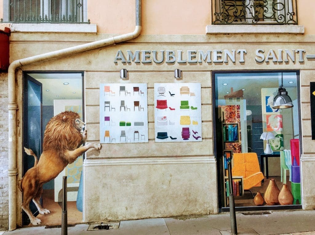 lyon murals