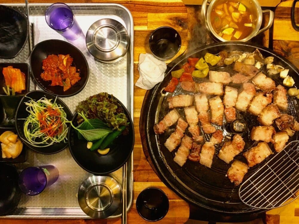 7 Delicious Places to Eat near Jamsilsaenae Station in Seoul | My Personal Favorites! 13 화덕고깃간 jamsilsaenae