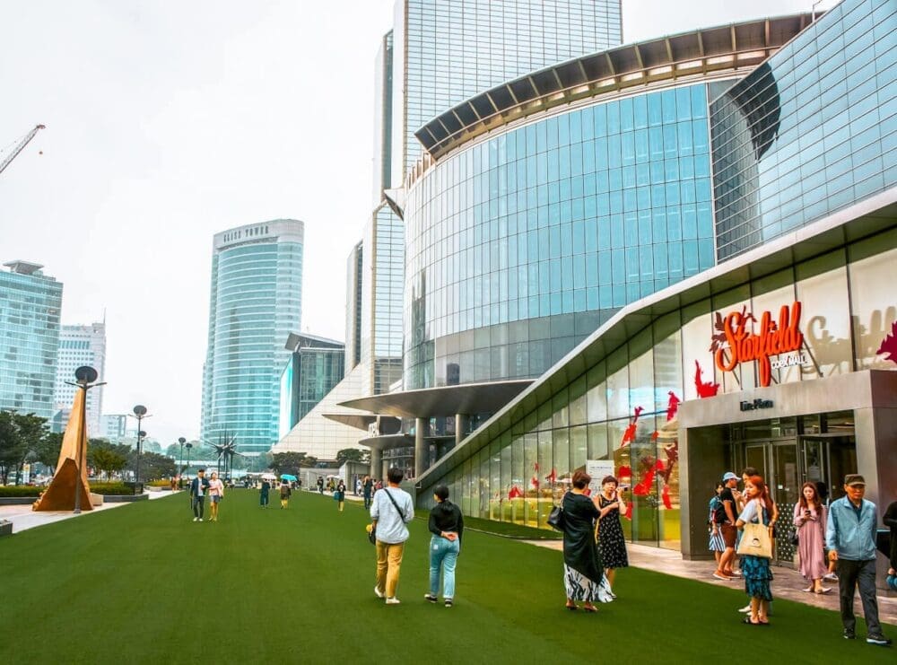 Starfield COEX Mall Guide: 12 Best Things to Do + Local Tips 3 starfield coex mall in seoul korea