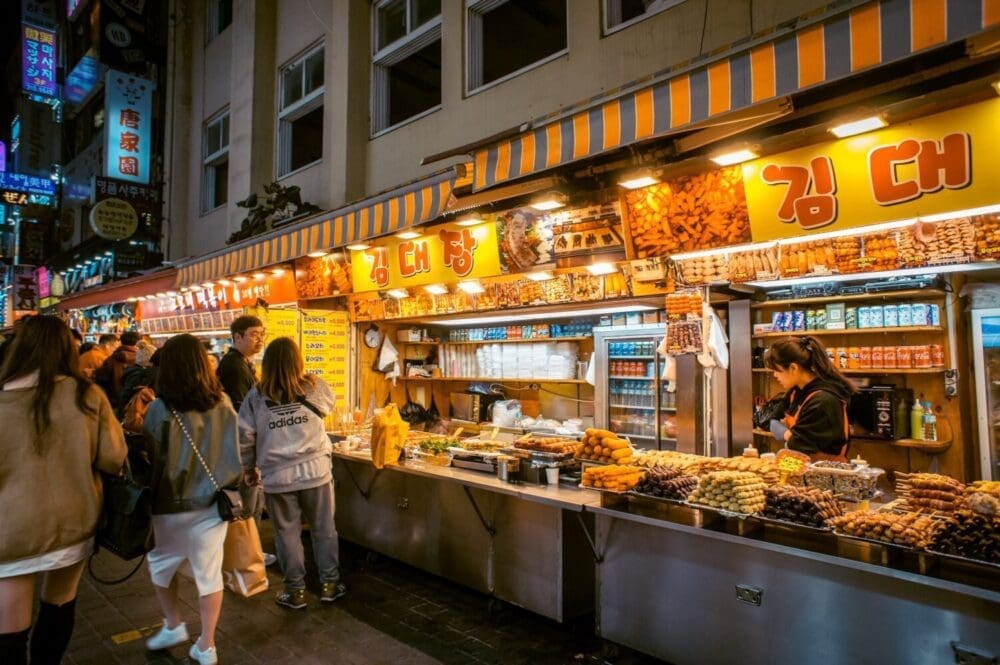 seoul at night | myeongdong night market street food