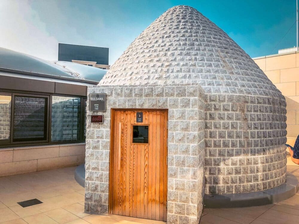 15 Years in Seoul Taught Me How to Survive Winter in Korea — and 35 Ways to Love It Too 45 traditional korean kiln sauna at a jjimjilbang