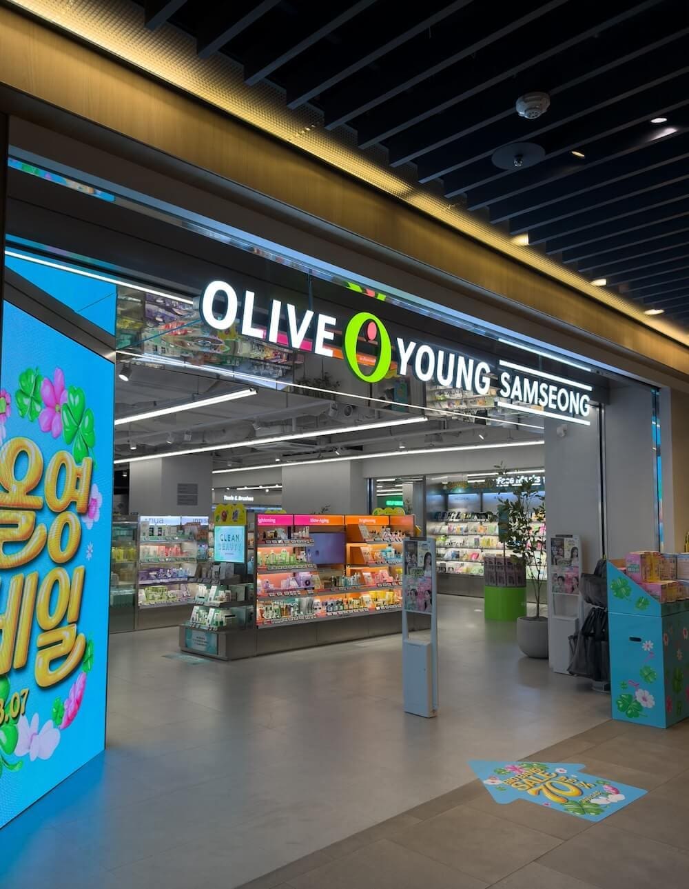Starfield COEX Mall Guide: 12 Best Things to Do + Local Tips 4 olive young at starfield coex mall