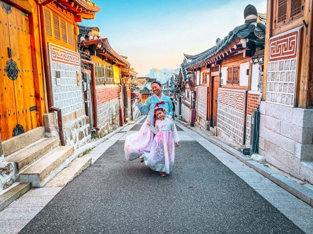 South Korea 10 korea travel guide | bukchon hanok village