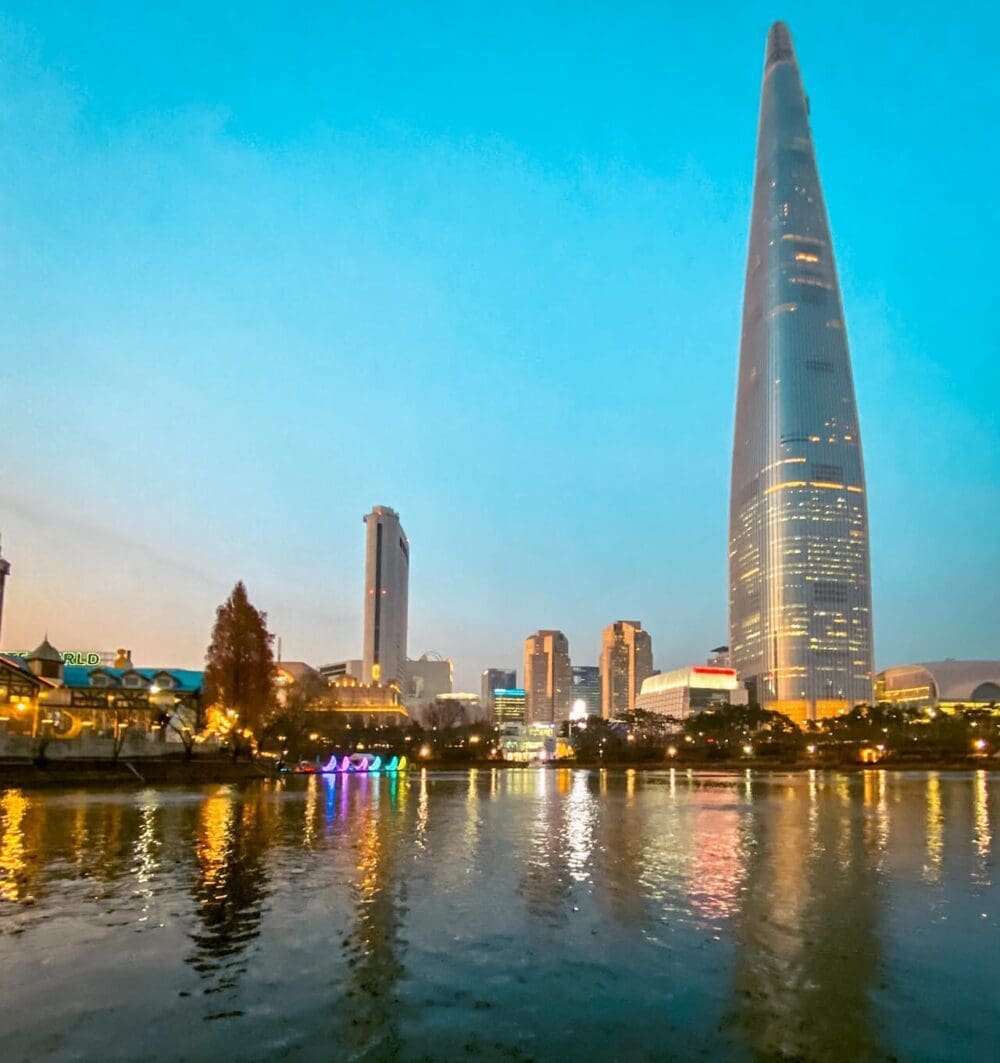 The Luxurious 18-Step Korean Head Spa at Eco Jardin in Seoul | Personal Experience & Review 35 lotte world tower and seokchon lake