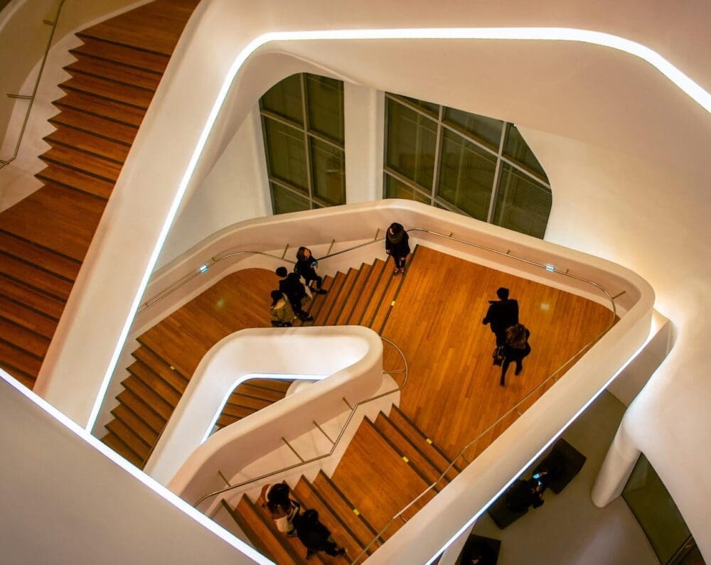 11 Brilliant Things to do at Dongdaemun Design Plaza (DDP Seoul) 13 dongdaemun design plaza | formative stairs