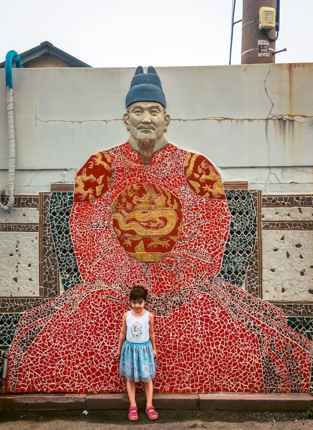 Gongju Travel Guide | 11 Glorious Things to do in this Gem of the Baekje Kingdom 25 gongju | yugu mural village