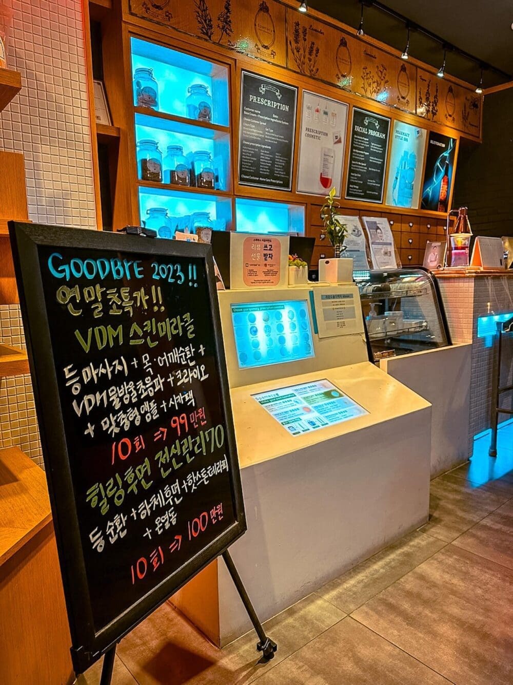 Where to Find Affordable Facials in Seoul (Personal Tips) + the 10 Steps of a Korean Facial 10 facials in seoul | spamacy