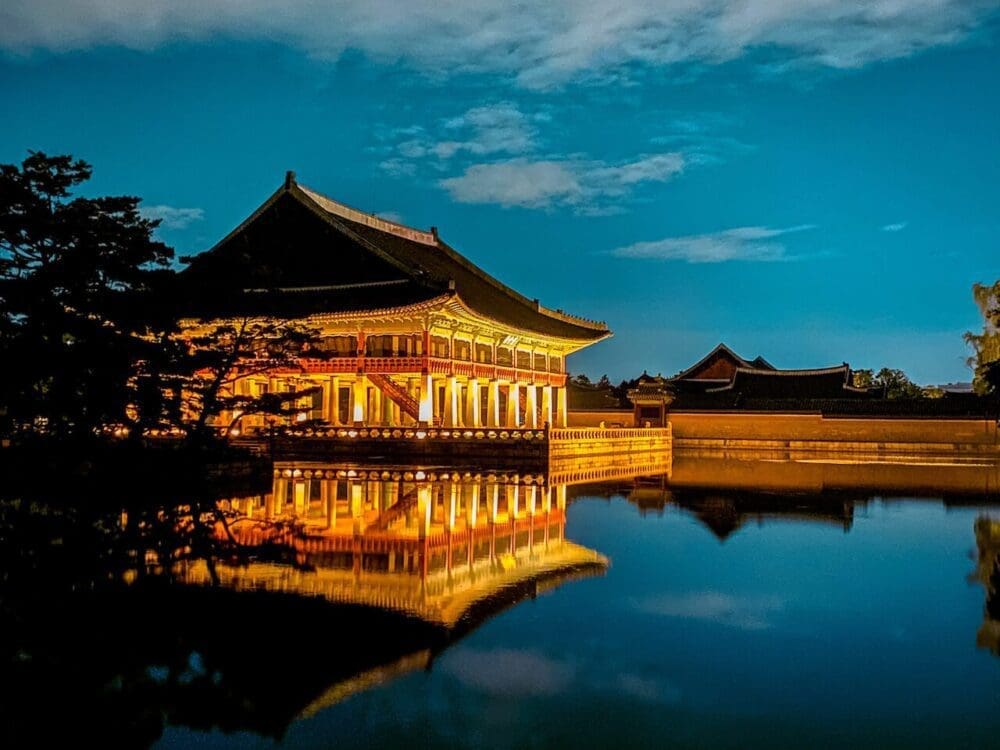 How to See the Sublime Gyeongbokgung Palace at Night 2026 | Guide for Tourists 17 gyeongbokgung at night | Gyeonghoeru Pavilion