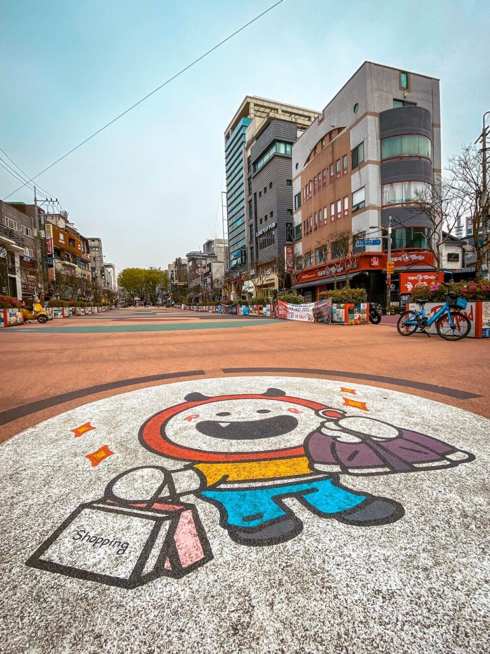 Budget Shopping in Seoul? 7 Cheap Places to Buy the Cutest Fashion, Accessories and Souvenirs 3 budget shopping in seoul