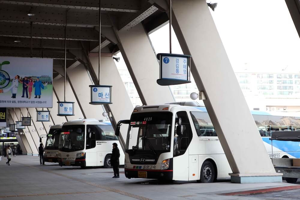 Goseurak Hangari Park | A Breathtaking Garden with 5,000 Traditional Korean Pots in Iksan 12 seoul express bus terminal