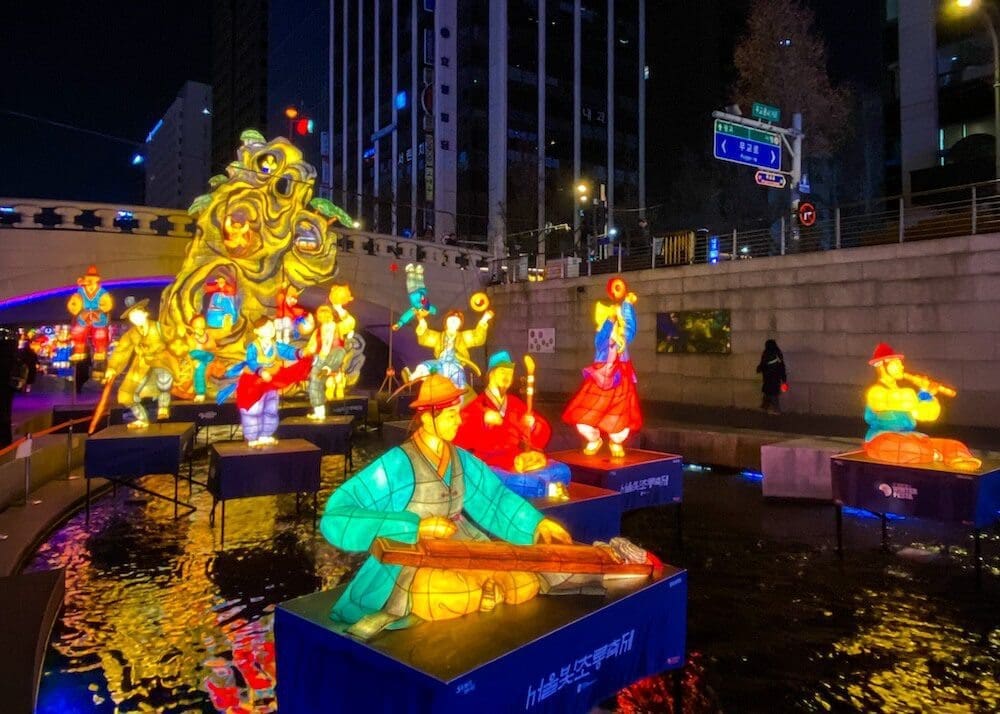 South Korea in December 2026 | Weather + Best Festivals in Seoul and Beyond 19 seoul lantern festival at cheonggyecheon strea,